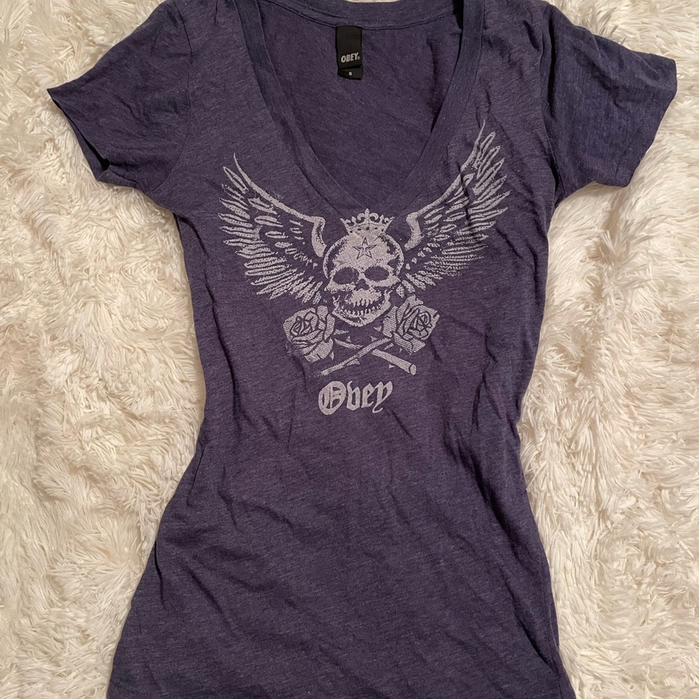 Obey Tee